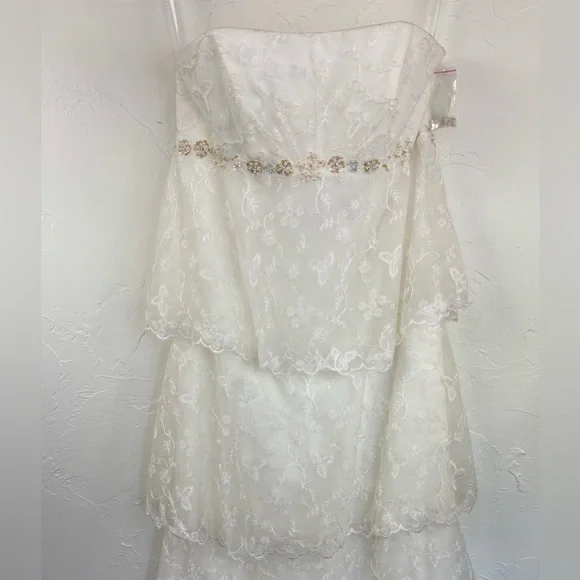 WTOO BRIDES by WATTERS $1100 Strapless Lace DressStella Tiered Train NEW 8